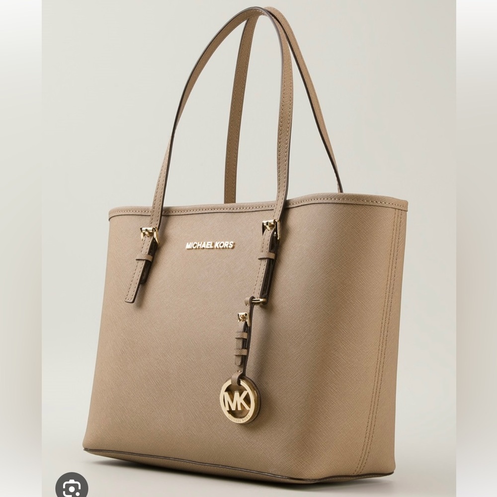 MICHAEL KORS Jet Set Tote NWT